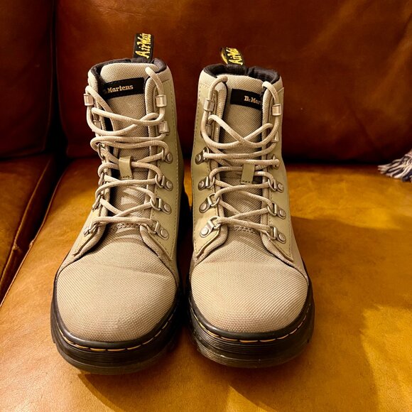 Dr. Martens Combs Boot - Picture 2 of 7